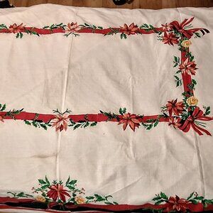82” x 60” Cotton Blend Christmas Tablecloth Rose Holly Poinsettia Never Used